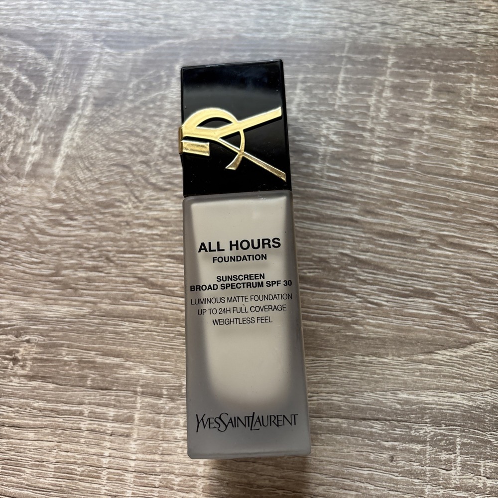 Yves Saint Laurent All Hours Luminous Natural Matte Foundation - LW1